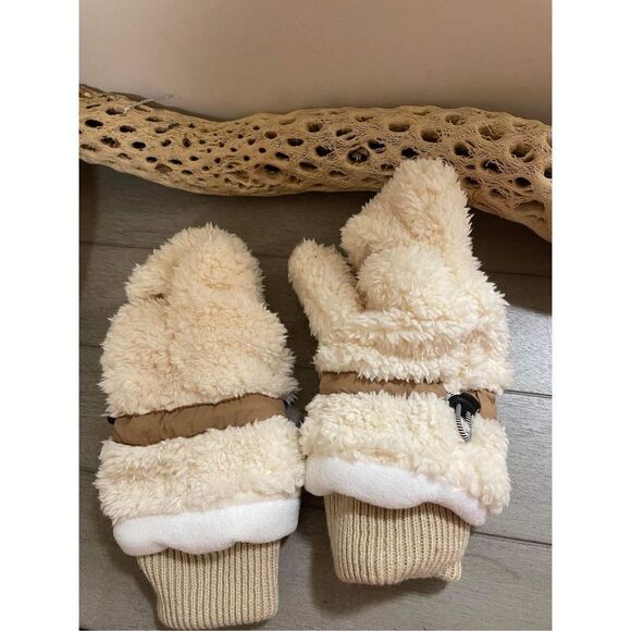 New Free  People All Bundled-Up Pop-Top Mittens - Picture 4 of 7
